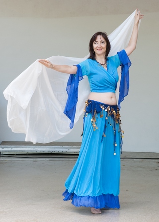 Stage danse orientale, Vacances en famille, Danse collective en ligne